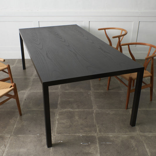 MATRIX 1011 ダイニングテーブル