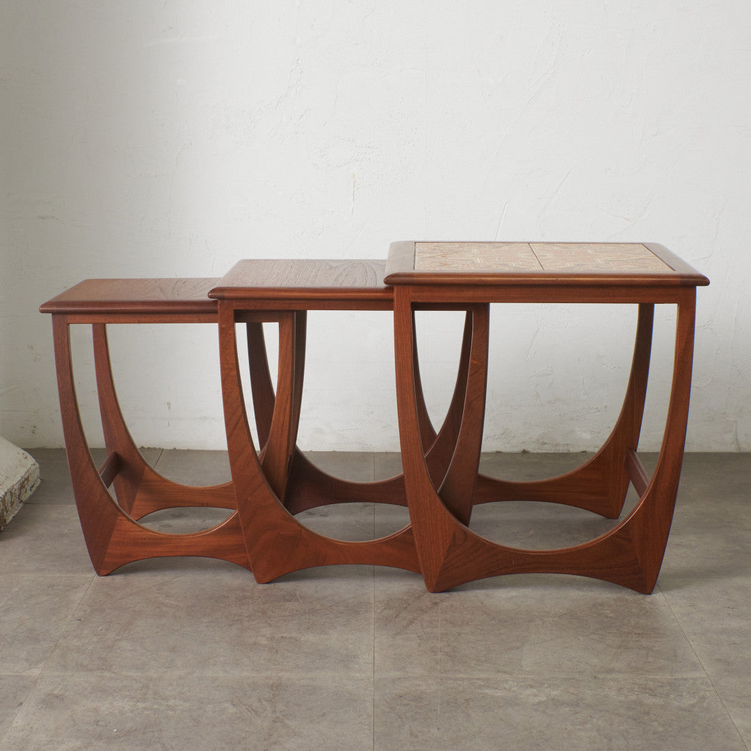 Astro セラミックタイルトップ ネストテーブル (3552D) – rocca rocca