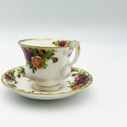 オールドカントリーローズ カップ＆ソーサー