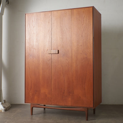 Danish ワードローブ