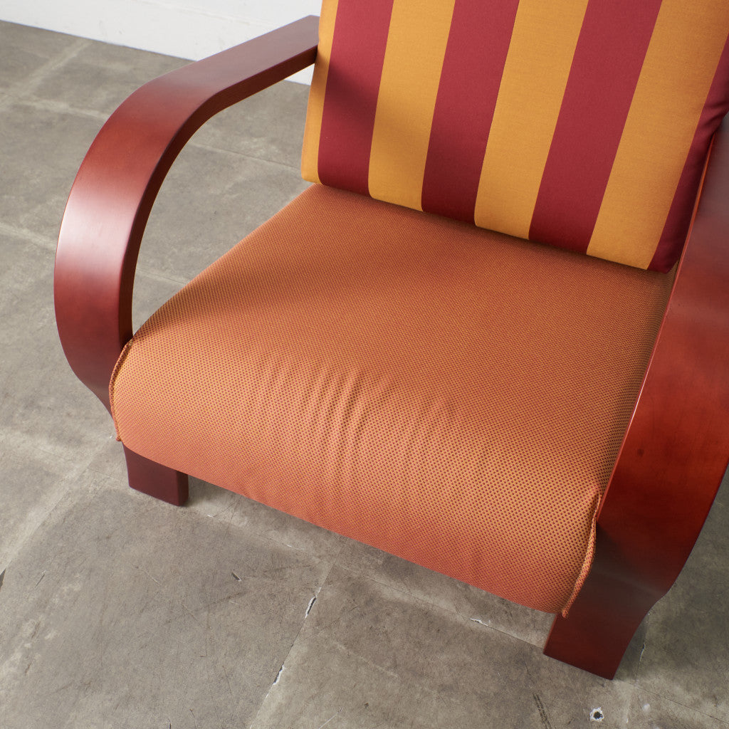 イージーチェア