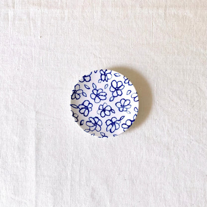 マリアンヌハルバーグ 瀬戸焼 豆皿 花柄