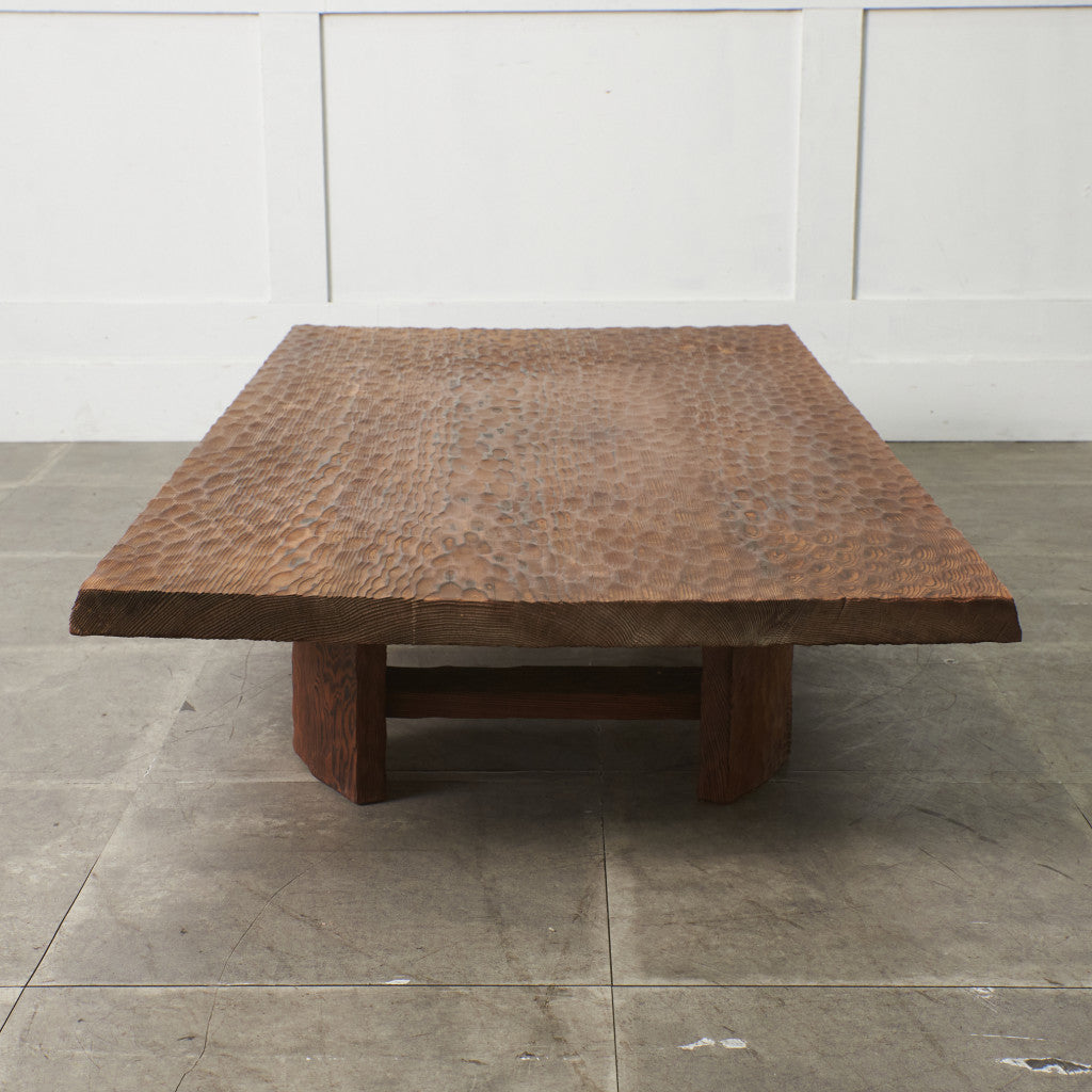 なぐり加工 座卓