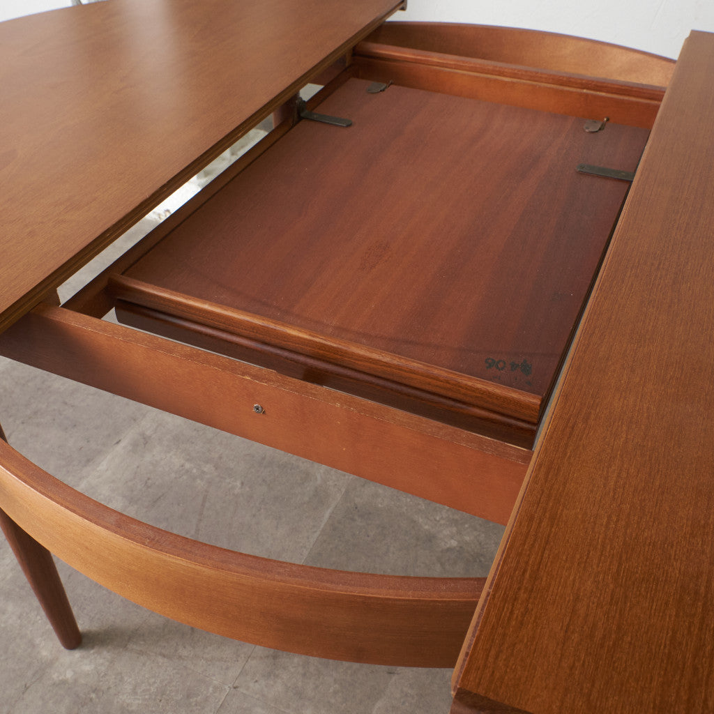 エクステンション ラウンドダイニングテーブル