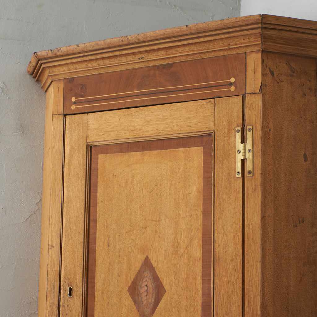 ストリップド加工 スモールコーナーキャビネット