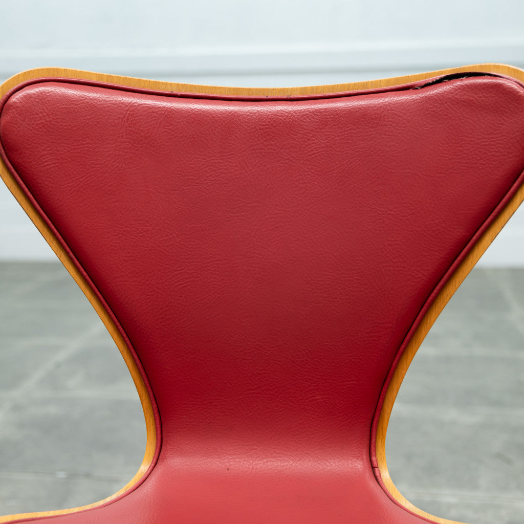 セブンチェア / フロントパディング