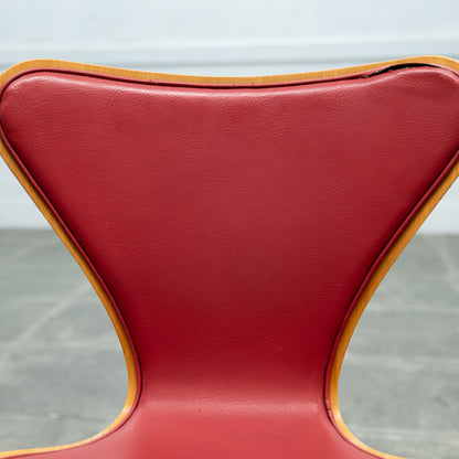 セブンチェア / フロントパディング