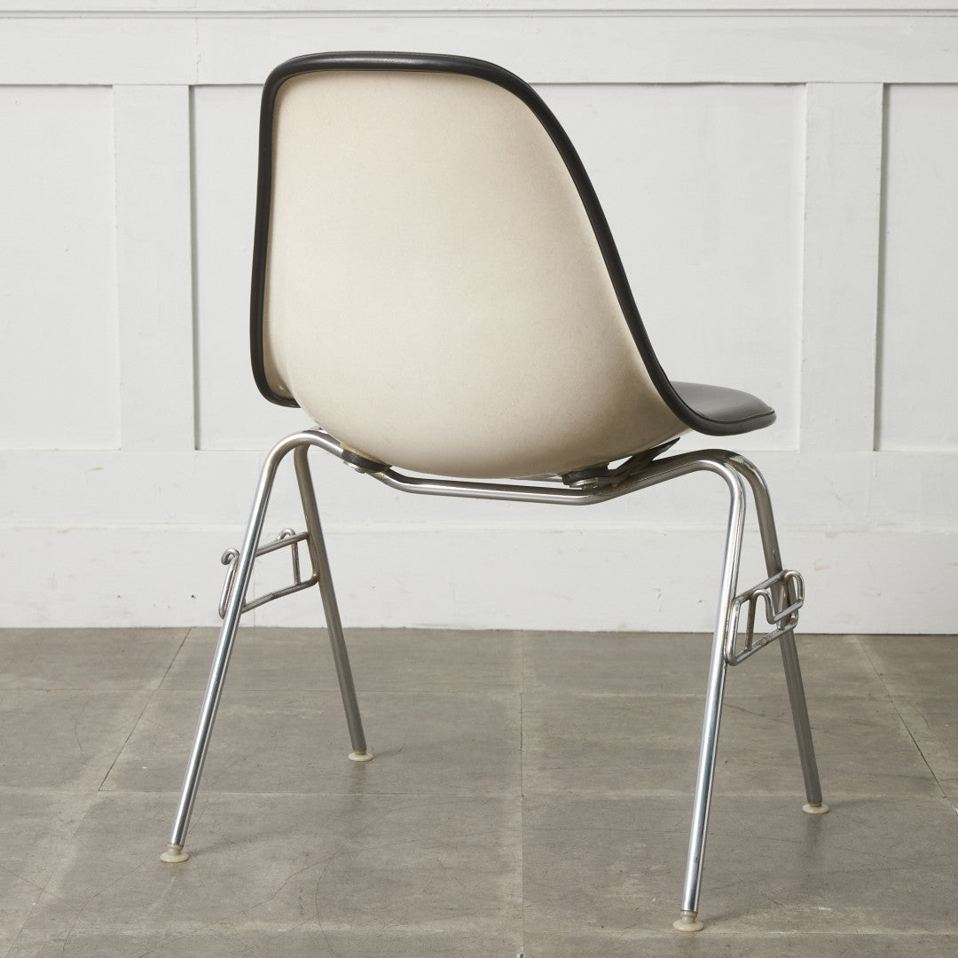 Bハーマンミラー イームズチェア サイドシェルチェア スタッキングベースFRP サイドシェルチェア スタッキングベース – rocca rocca