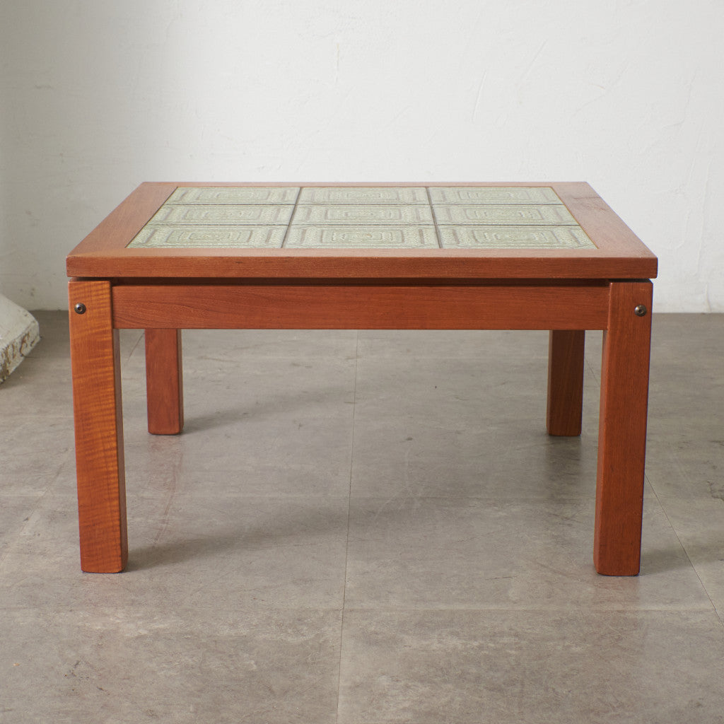 デンマーク製 ヴィンテージ タイルトップ コーヒーテーブル
