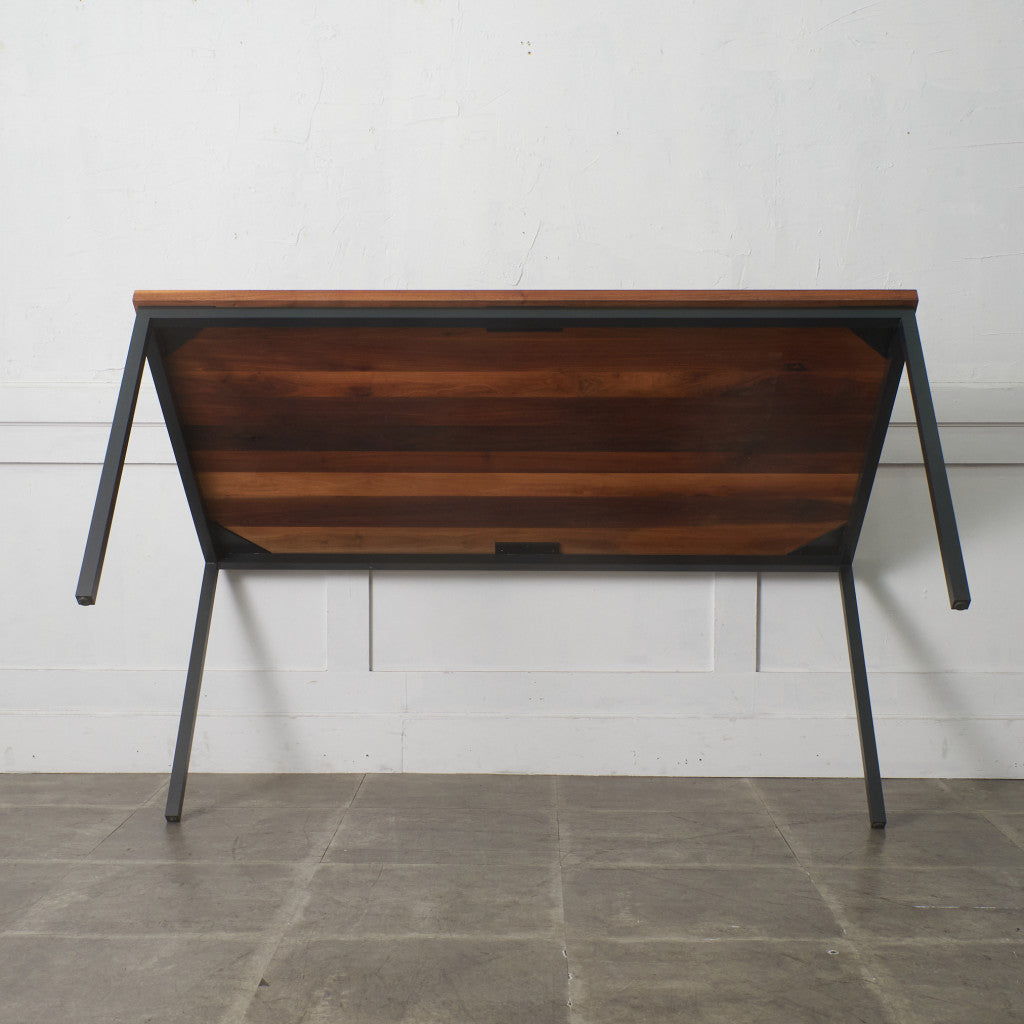 インダストリアルスタイル ダイニングテーブル