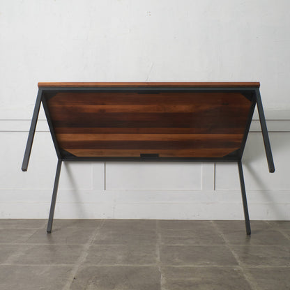 インダストリアルスタイル ダイニングテーブル