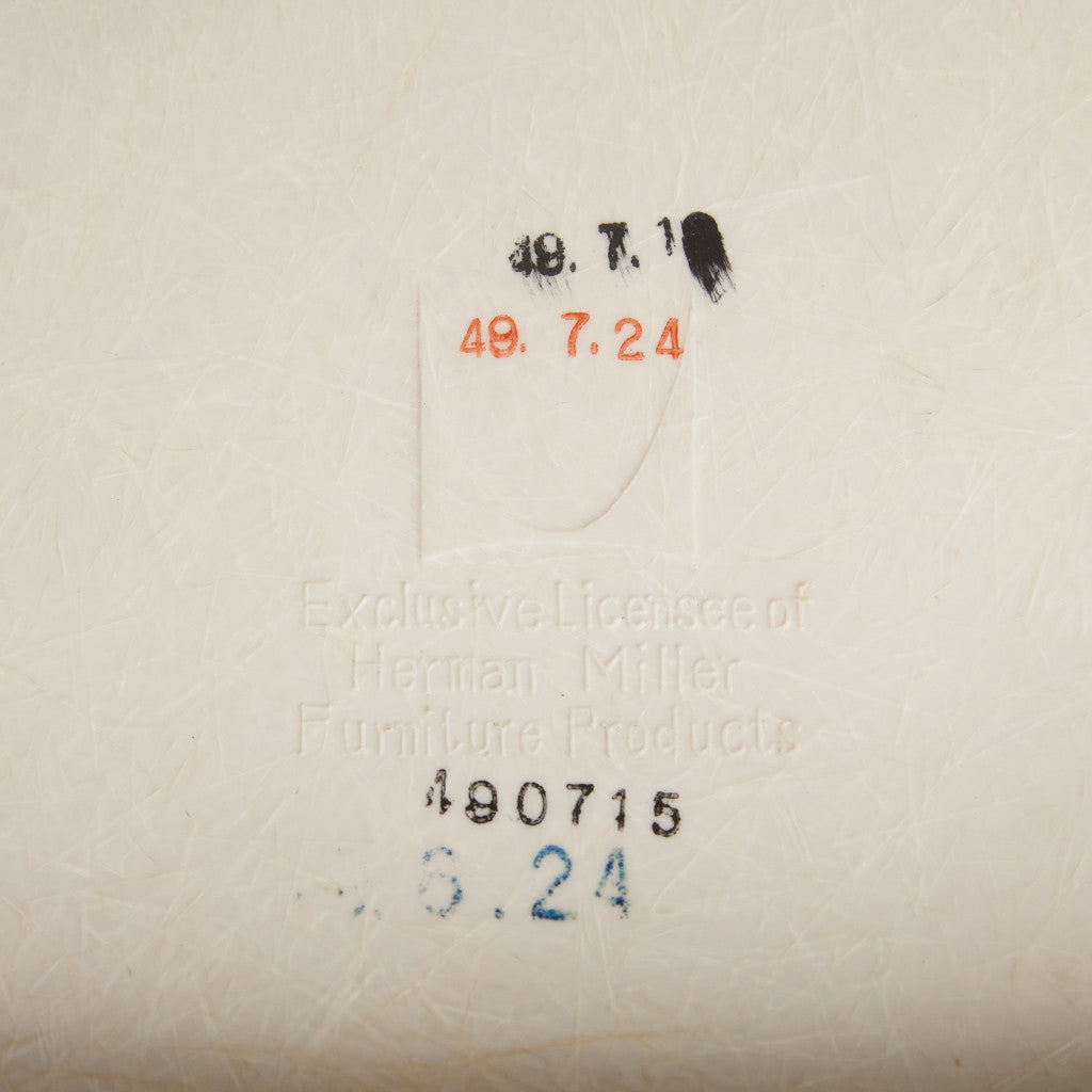 サイドシェルチェア スタッキングベース