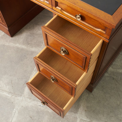 TRIUNE 両袖デスク