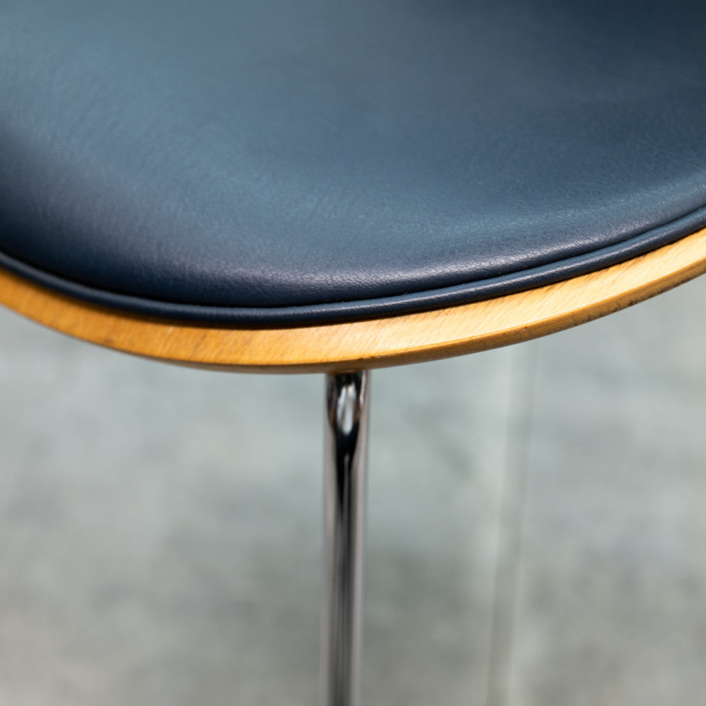 セブンチェア / フロントパディング