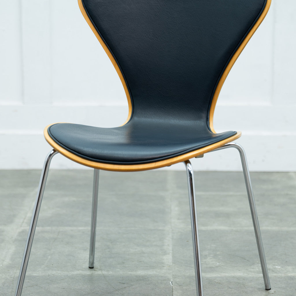 セブンチェア / フロントパディング