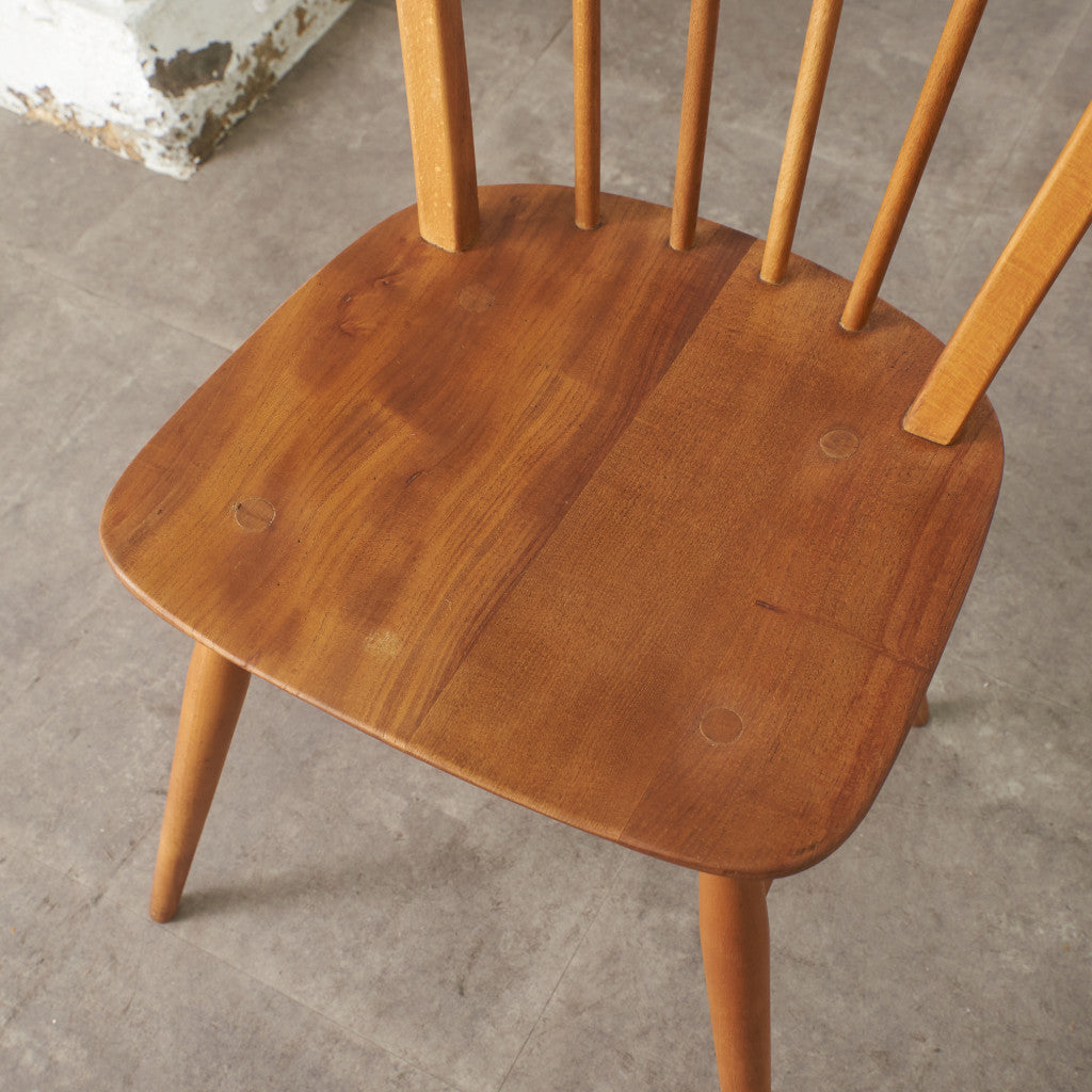 4本スポーク フープバックチェア