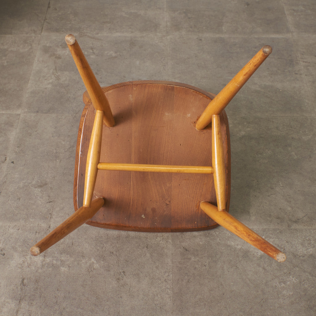 4本スポーク フープバックチェア