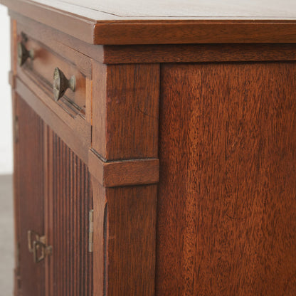 TRIUNE ナイトテーブル