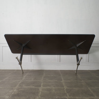 イームズ コントラクトベース ミーティングテーブル