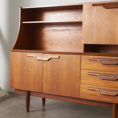 イギリス ヴィンテージ ハイサイドボード