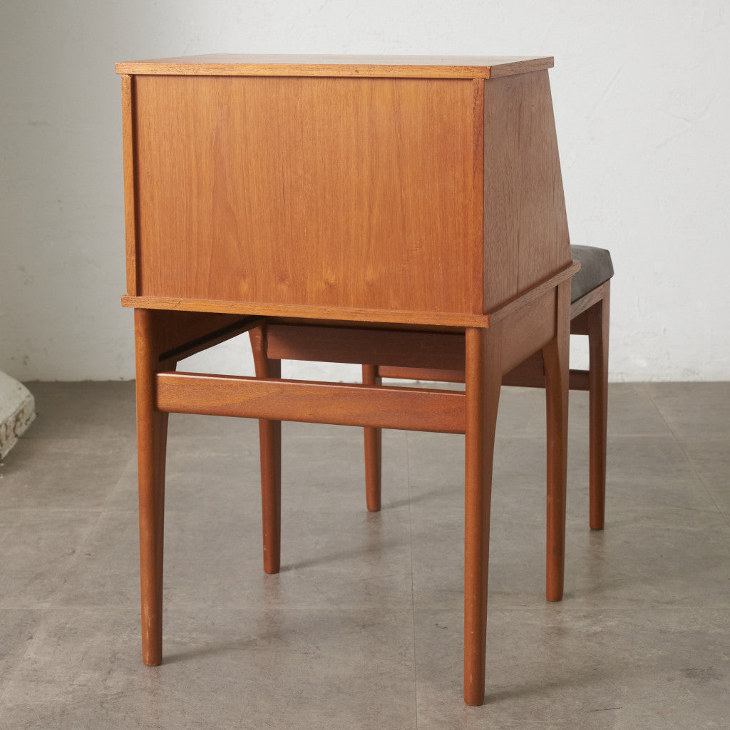 ヴィンテージ テレフォンベンチ