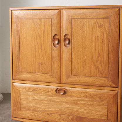 ウィンザー テレビキャビネット