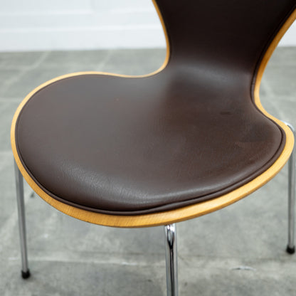 セブンチェア / フロントパディング