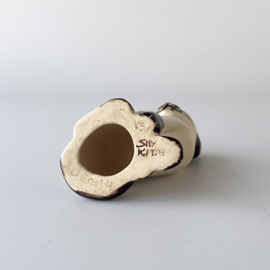 英国ヴィンテージ 猫のフィギュリン