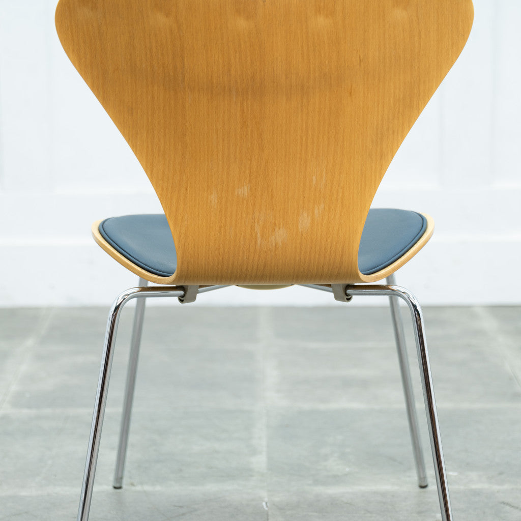 セブンチェア / フロントパディング