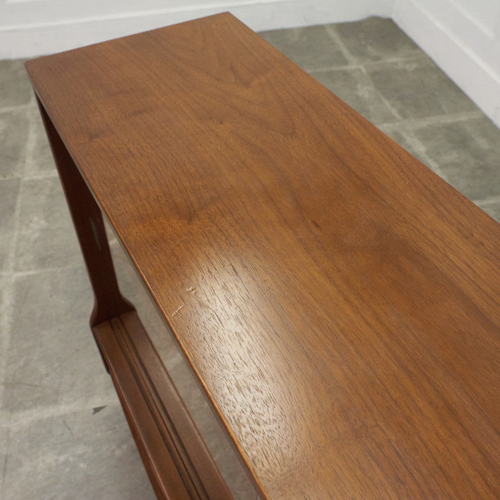 ヴィンテージ ナローガラスキャビネット