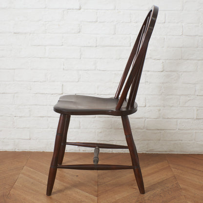 #72 リーチ型チェア