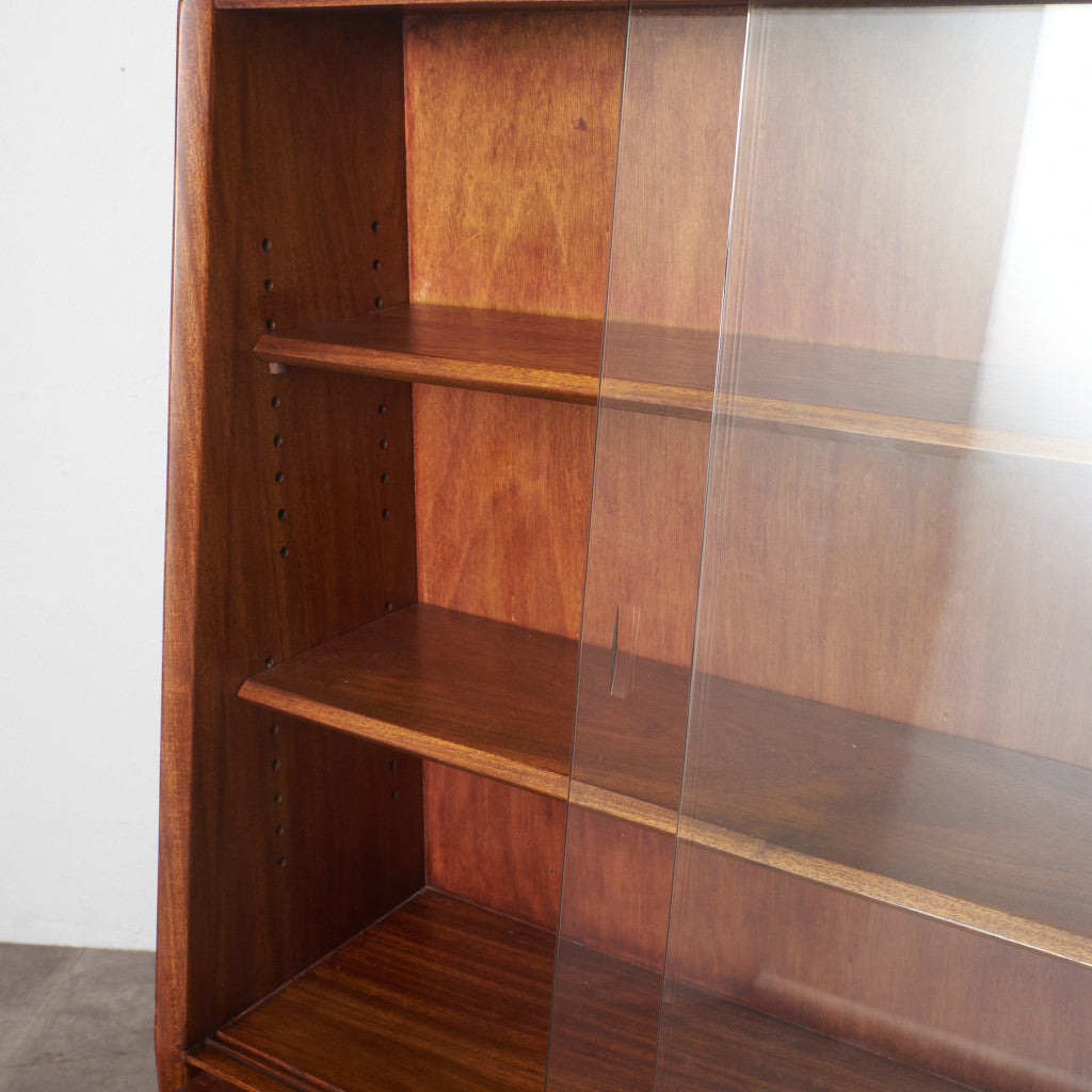 英国ヴィンテージ ガラスキャビネット