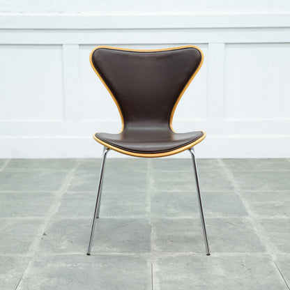 セブンチェア / フロントパディング