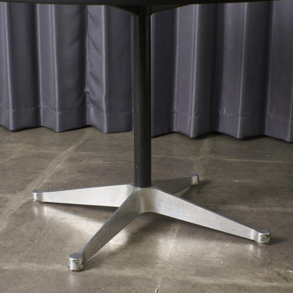 イームズ コントラクトベース ラウンドテーブル