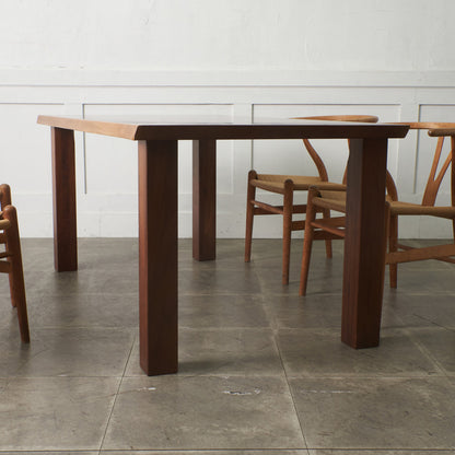 ウォールナット無垢材 ブックマッチ天板 ダイニングテーブル