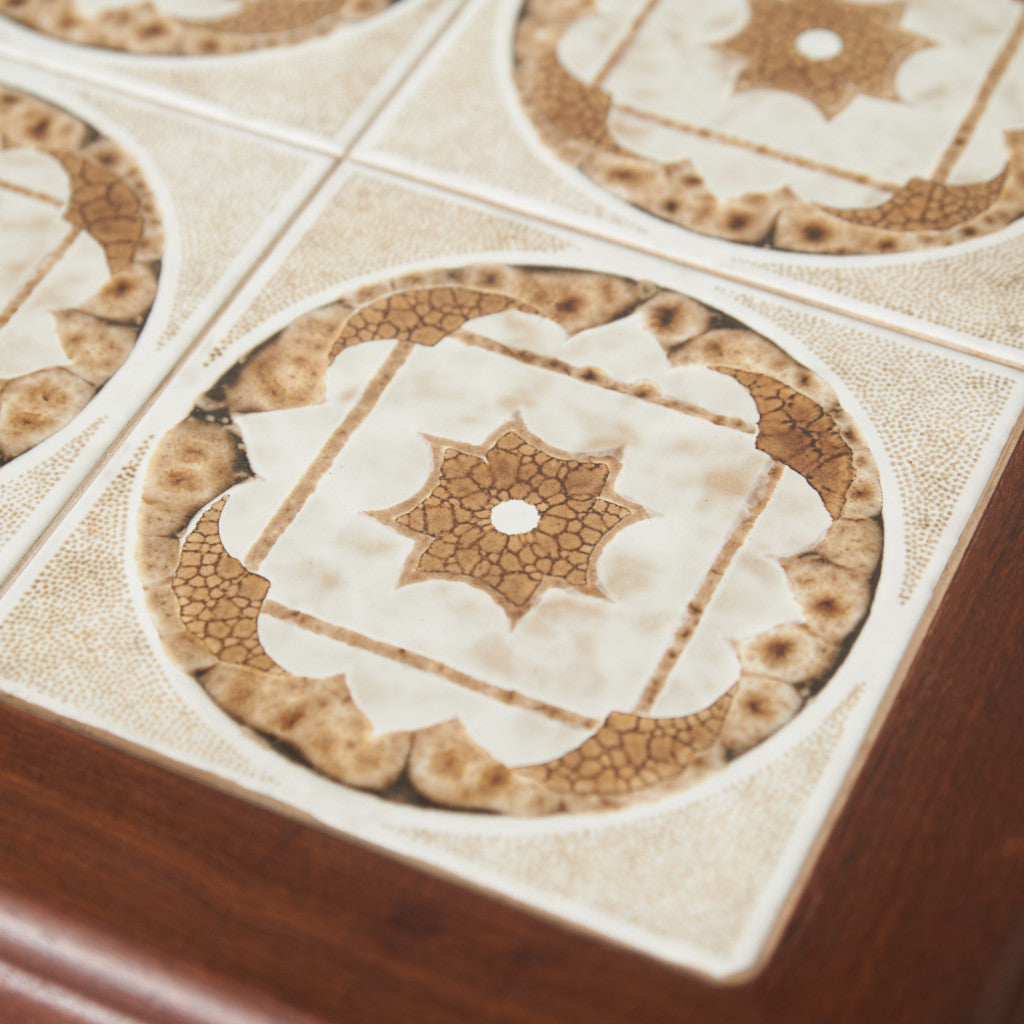 タイルトップ コーヒーテーブル