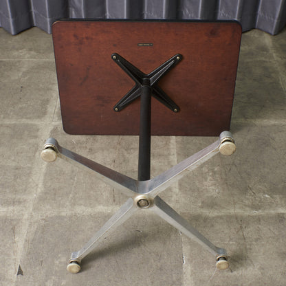 イームズ コントラクトベース テーブル