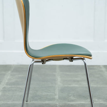 セブンチェア / フロントパディング