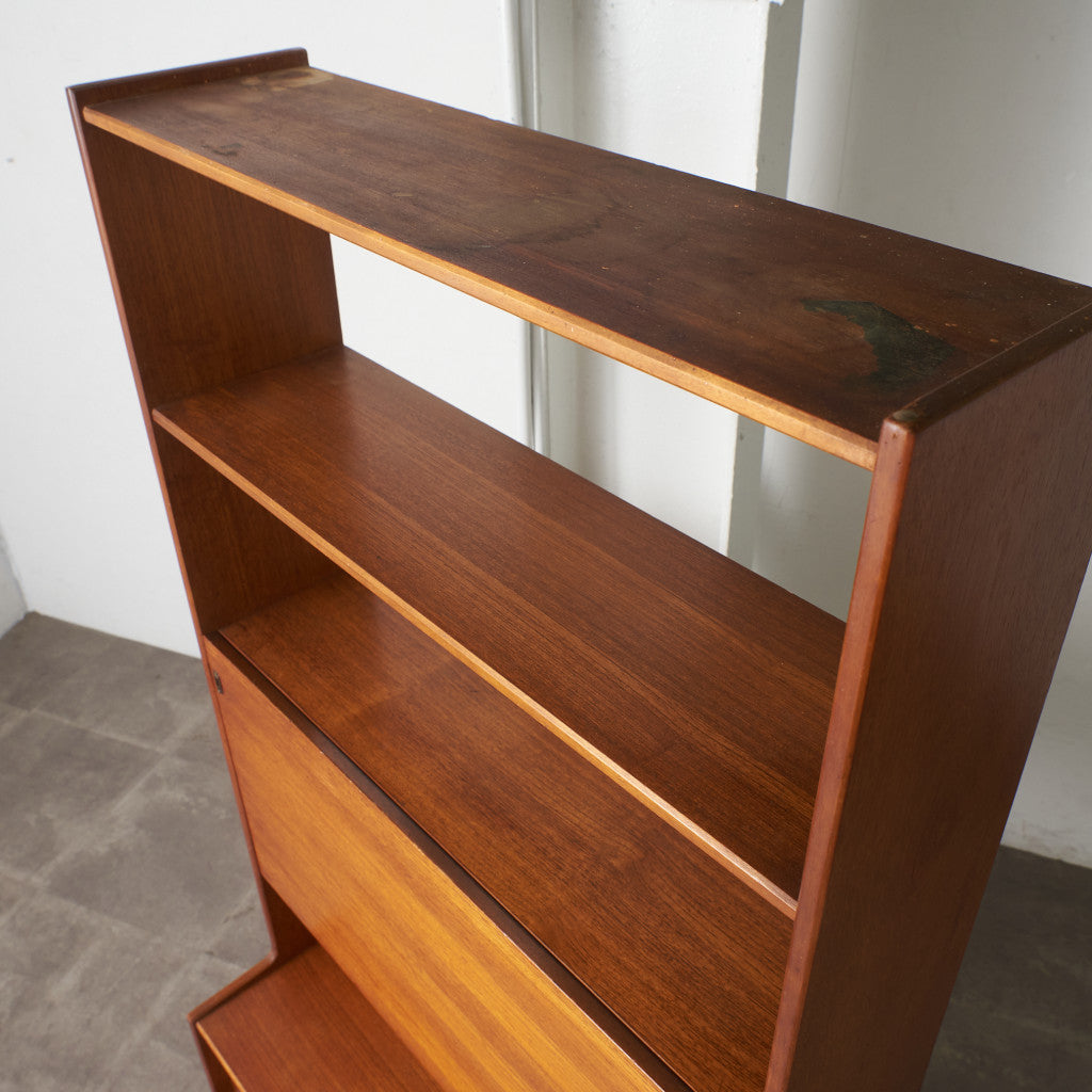 ヴィンテージ ビューロー付きブックケース