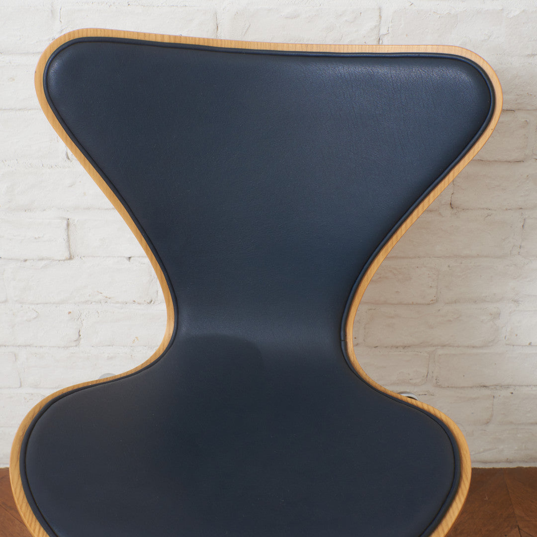 セブンチェア / フロントパディング