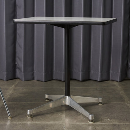 イームズ コントラクトベース テーブル