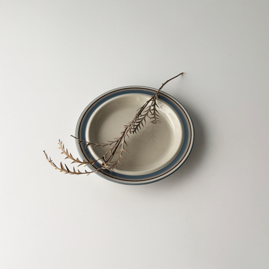 Uhtua ウートゥア ケーキプレート