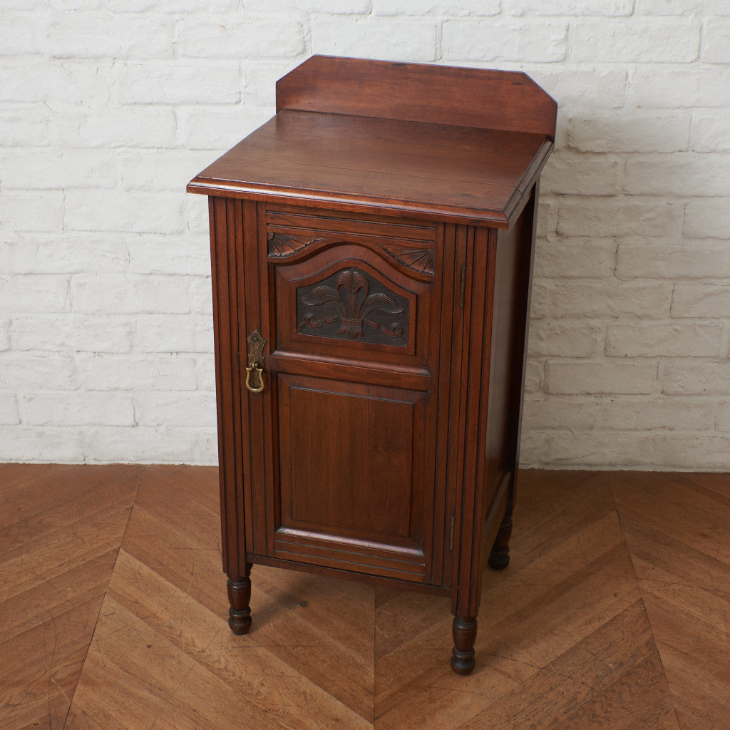 英国アンティーク ウォールナット材 スモールキャビネット