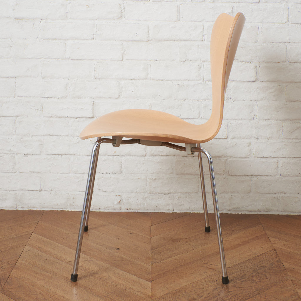 セブンチェア / ビーチ