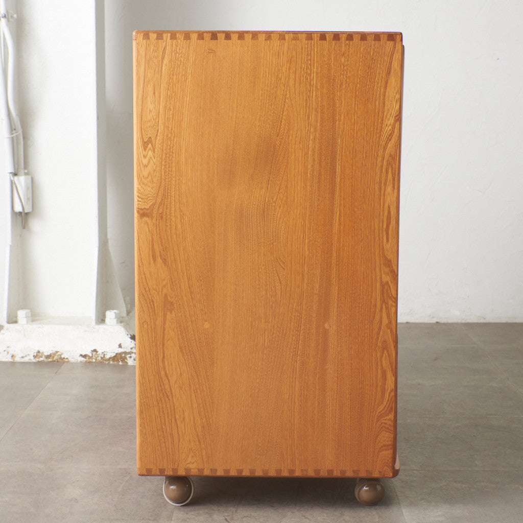 ウィンザー テレビキャビネット