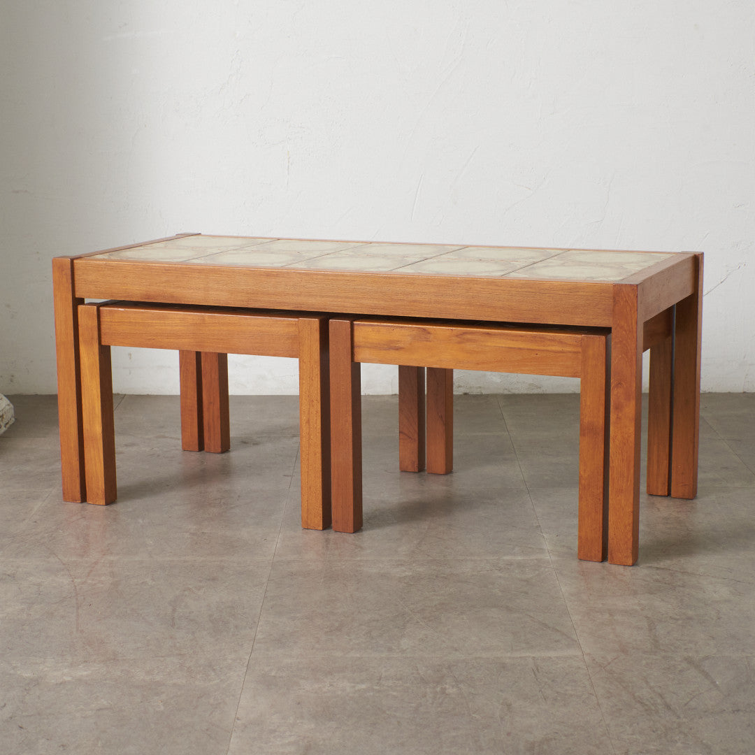 デンマーク製 タイルトップ ネストテーブル