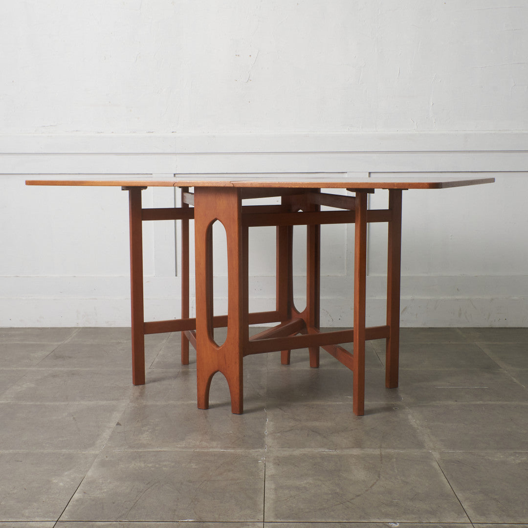 ドロップリーフゲートレッグテーブル