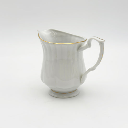ミルクピッチャー