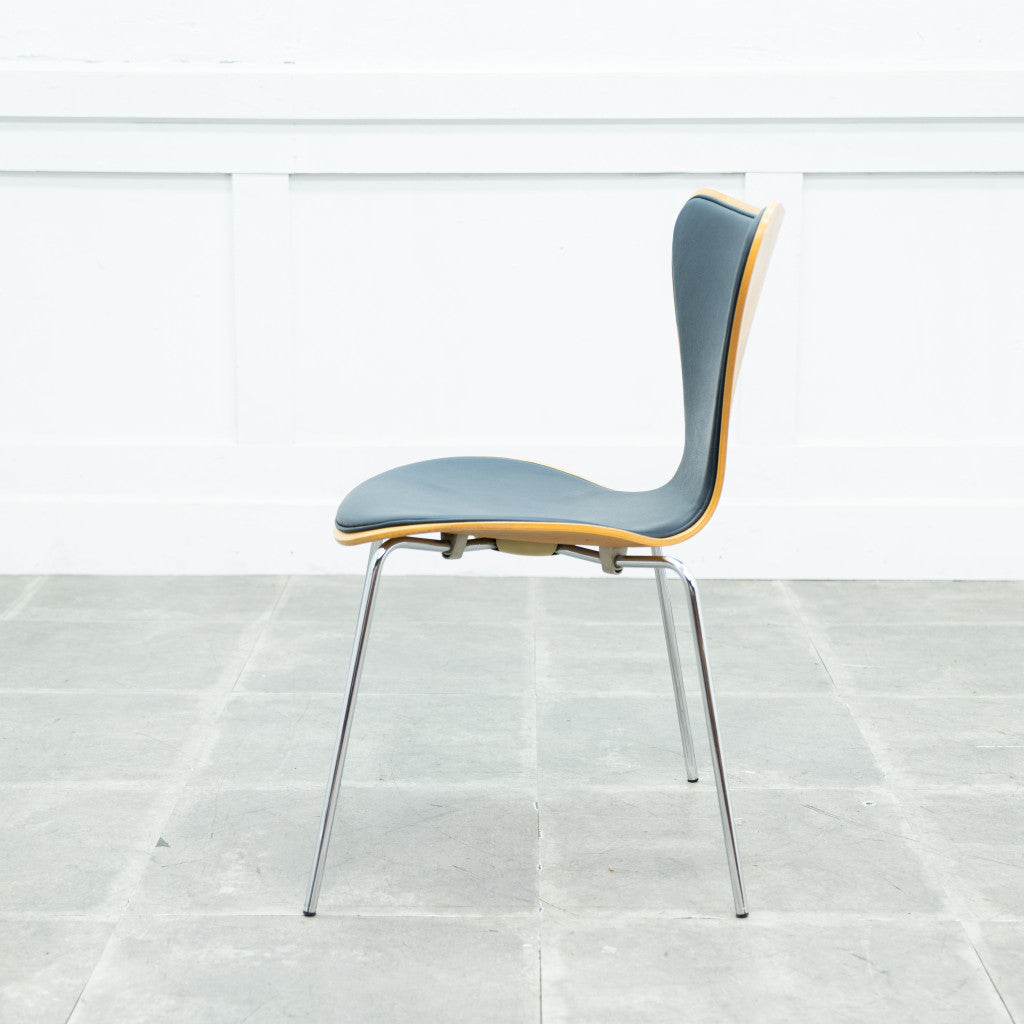 セブンチェア / フロントパディング