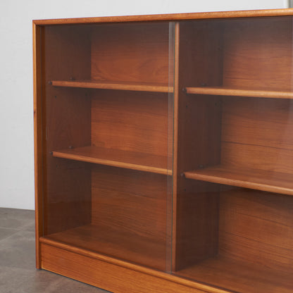 ヴィンテージ ナロー ガラスキャビネット